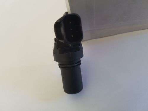 MAZDA CAMSHAFT POSITION SENSOR ZL01-18-230 / J5T30571