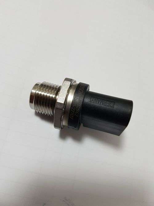 MERCEDES  W210 W211 S210 W463 W163 W220  ORIGINAL FUEL RAIL PRESSURE SENSOR  0281002942