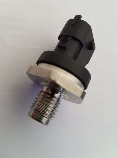 HYUNDAI KIA FIAT BMW FUEL RAIL PRESSURE SENSOR 0281002909 , 0281002522 0281002867