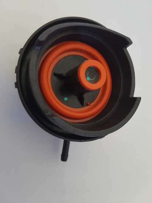 BMW E60 E65 E66 E70 E83 E88 E91 E92 F10 F25 Cylinder Head Engine Cover Valve 11127552281