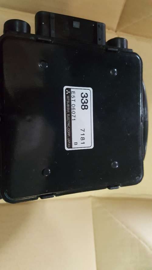 Mitsubishi Pajero Colt Original Maf sensor e5t05071 / e5t06071 / Md151055 / Md357338