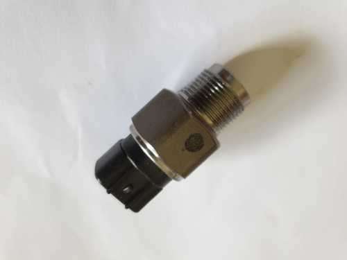 Toyota Fuel Pressure Sensor 89458-60010 499000-6080 6pins D-4D Prado Hilux Hiace