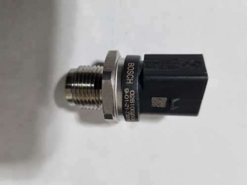 Mercedes Vw Audi Bosch Fuel Rail Pressure Sensor 0281002504 0281002691 0281002842