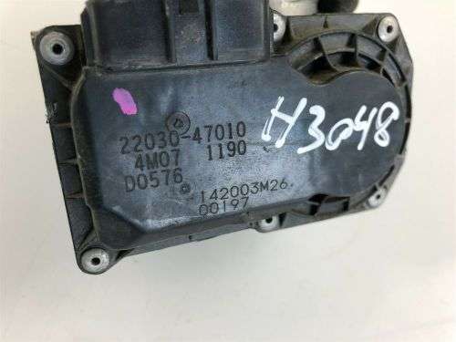 Toyota Yaris Verso Original Throttle Body 22030-47010