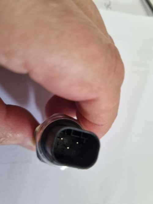 Renault Nissan Exhaust Pressure Sensor 51Cp05-03 93198718 8201000764