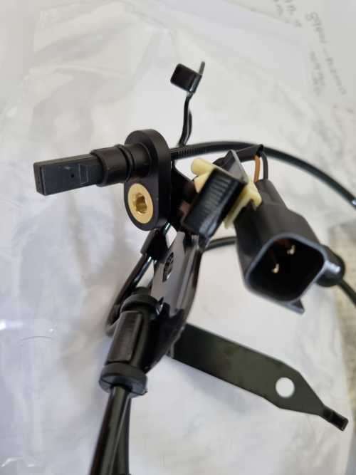 Ford Ranger Front Right Abs Sensor 1723523, AB312C204Bc