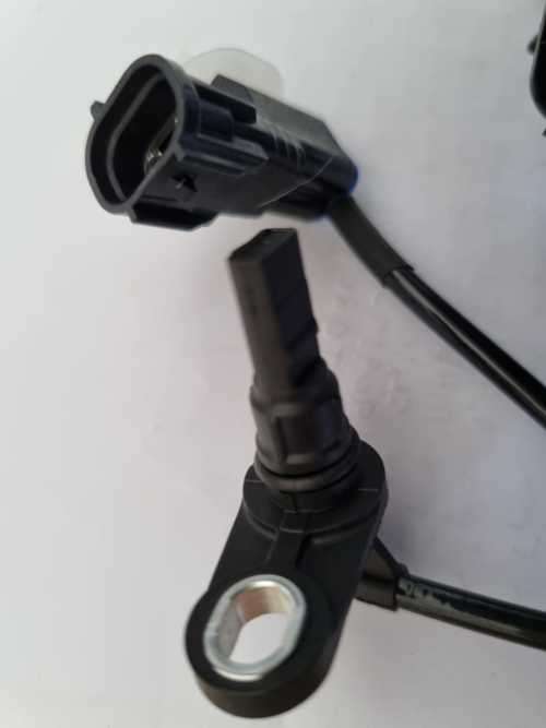 Toyota Fortuner Hilux Abs Wheel Speed Sensor 89543-0K060/61 89543-OK080/81 Left Front