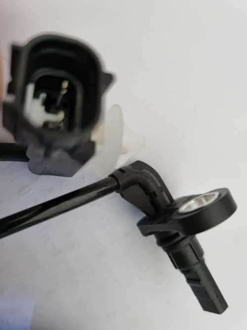 Toyota Fortuner Hilux Abs Wheel Speed Sensor 89543-0K060/61 89543-OK080/81 Left Front