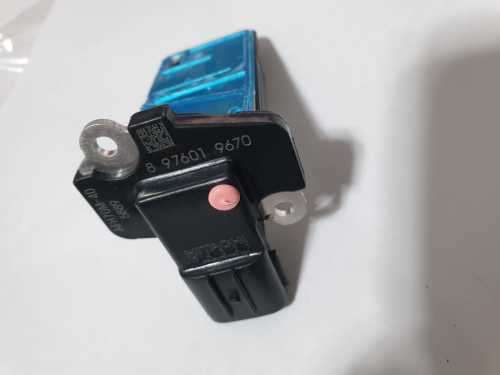 Isuzu Original Hitachi Maf Sensor 8973123950 / Afh70m-40  8-97601-967-0