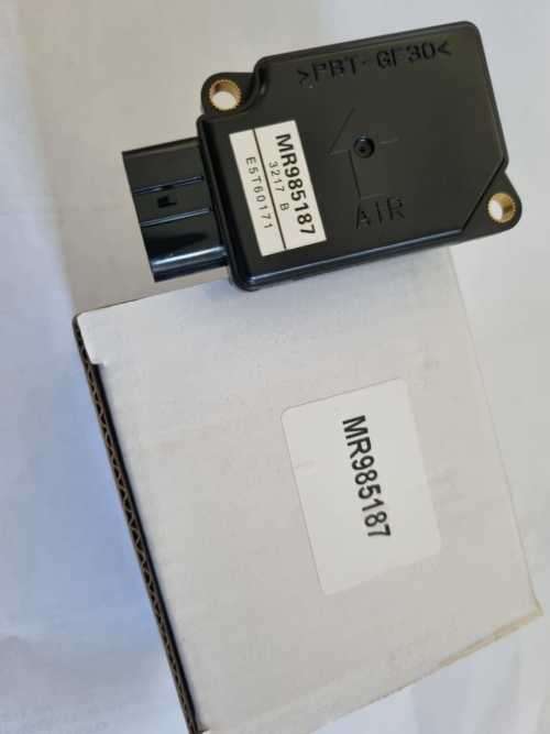 Mitsubishi  Lancer Eclipse Outlander Maf Sensor Mr985187 E5t60171