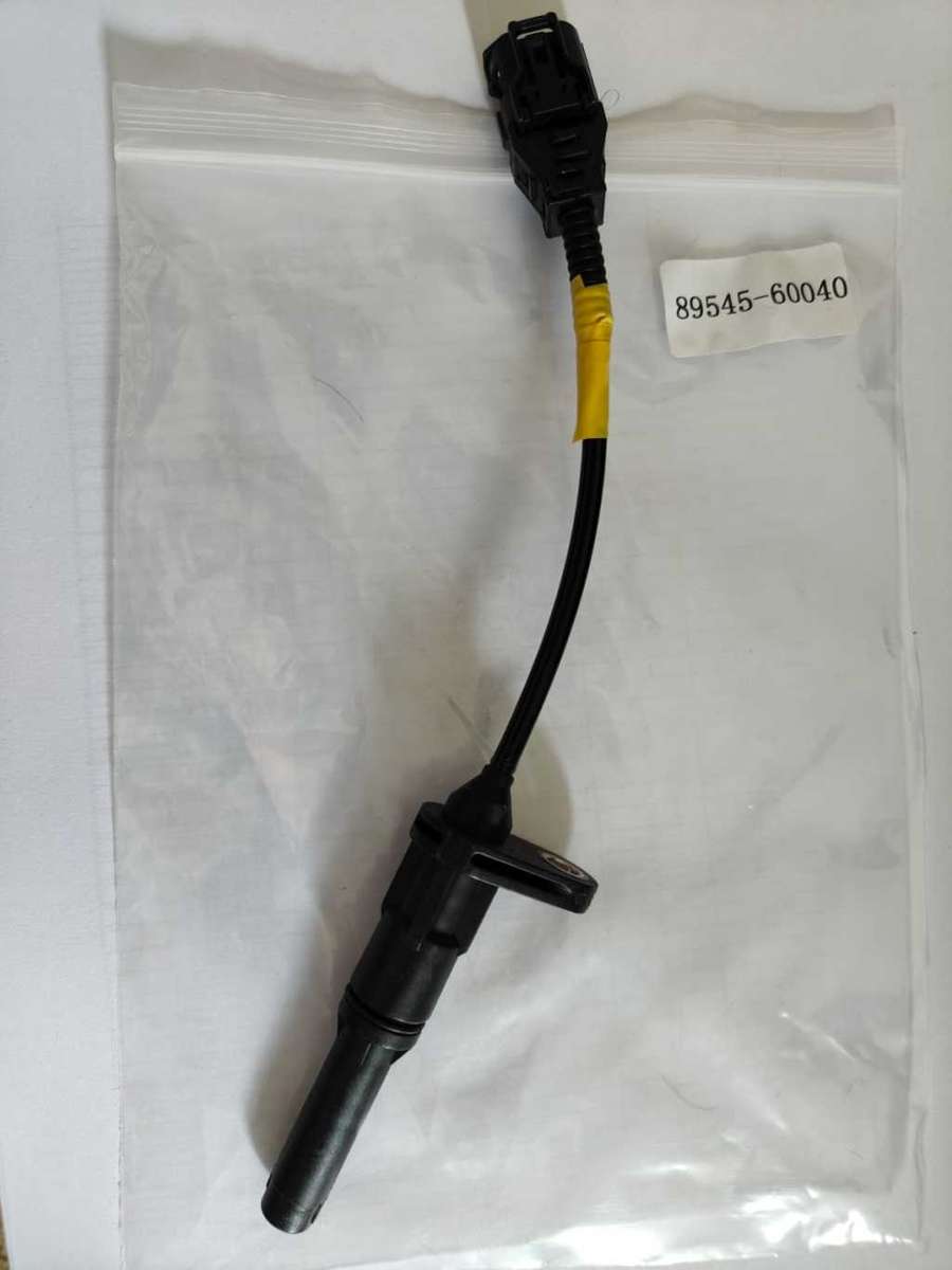 Toyota Land Cruiser Right Rear Abs Wheel Speed Sensor  89545-60040