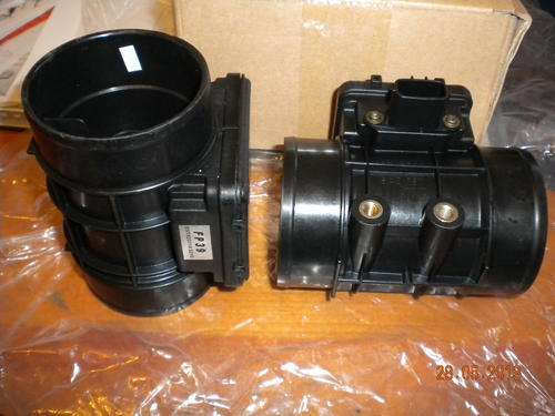 MAZDA AIR FLOW SENSOR  FP39 E5T52071 / E5T51071 B577
