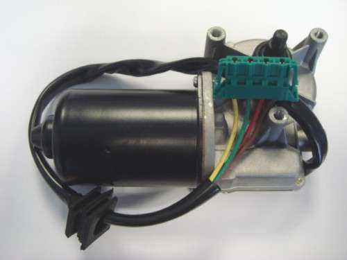 MERCEDES C-CLASS W202  NEW WIPER MOTOR 2028202408