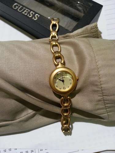 LADIES GOLD GUESS WATCH