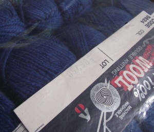 50g Royal Blue Pingouin 100% Pure Wool (Double)