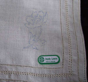 Stamped Tray Cloth to Embroider : Irish Linen Poppy Design