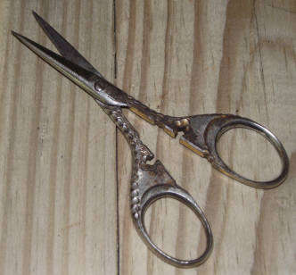 Dainty Vintage Servatius Manicure Scissors