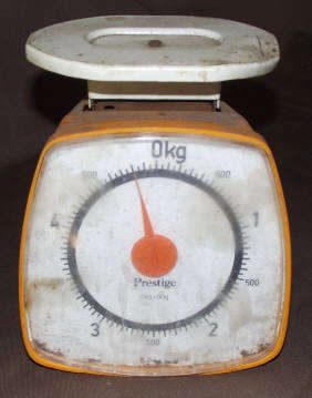 Retro Prestige Kitchen Scale