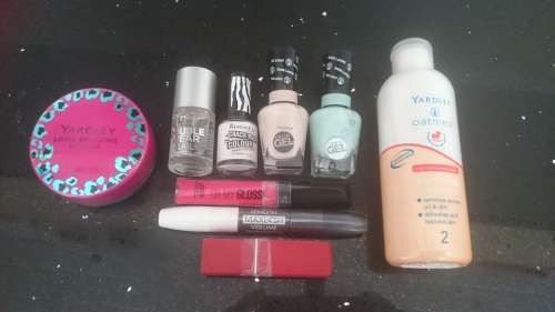 Sally Hansen - Rimmel - Yardley One Bid For All Valued R1000