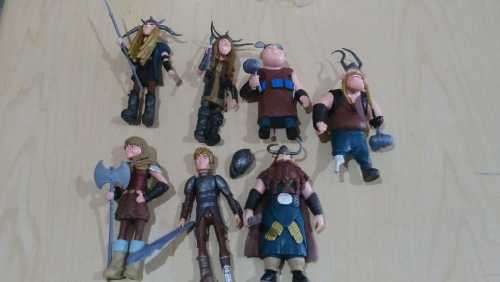 How to Train Your Dragon Figurines