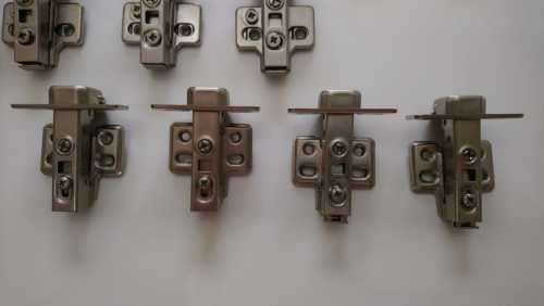 Soft Closing Cupboard Door Hinges - 0mm, with Cam Adjusting Plate (Brand New)