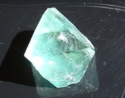 Green Fluorite / Fluorspar Octahedron Pointed Crystal (69,1ct) | 100% Natural Untreated Unheated