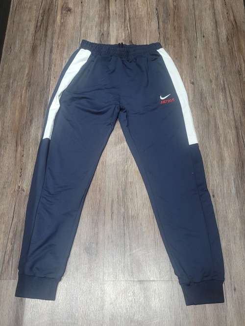NEW ORIGINAL UNISEX NIKE TRACKSUIT XL (SEE DESCRIPTION)