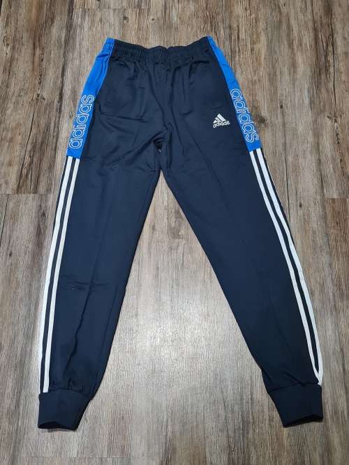 NEW ORIGINAL UNISEX SMALL ADIDAS CLIMA365 TRACKSUIT (SEE DESCRIPTION)