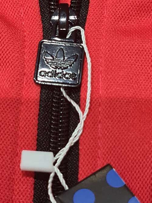 NEW ORIGINAL MEDIUM LADIES ADIDAS TRACKSUIT (SEE DESCRIPTION)