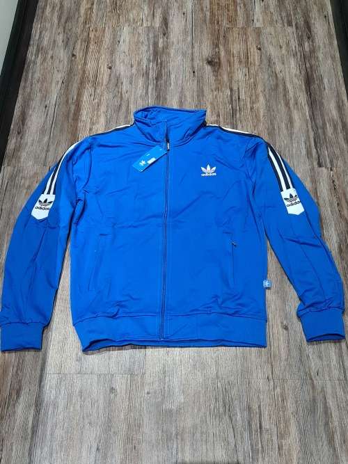 NEW XL UNISEX  TRACKSUIT (SEE DESCRIPTION)