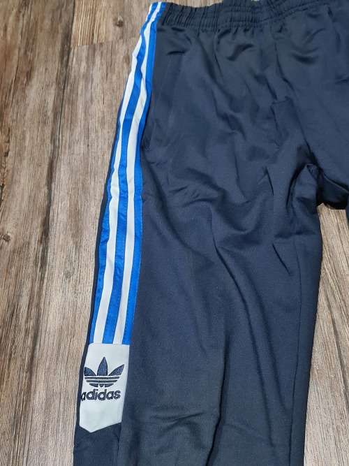 NEW XL UNISEX  TRACKSUIT (SEE DESCRIPTION)