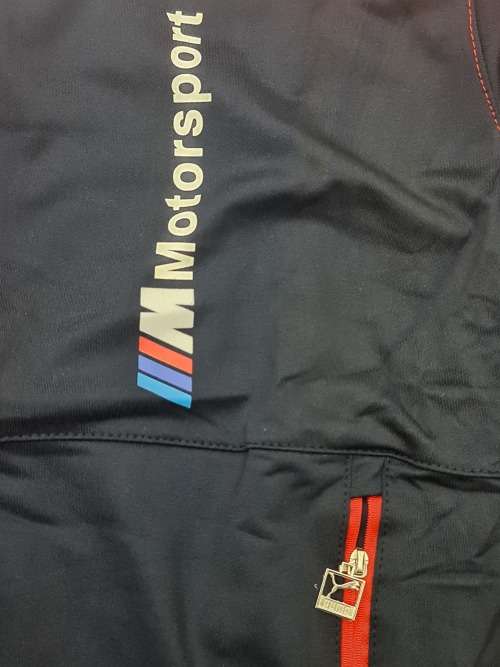 NEW LARGE UNISEX PUMA TRACKSUIT (SEE DESCRIPTION)