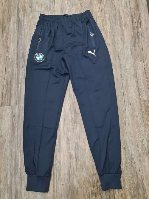 NEW LARGE UNISEX PUMA TRACKSUIT (SEE DESCRIPTION)