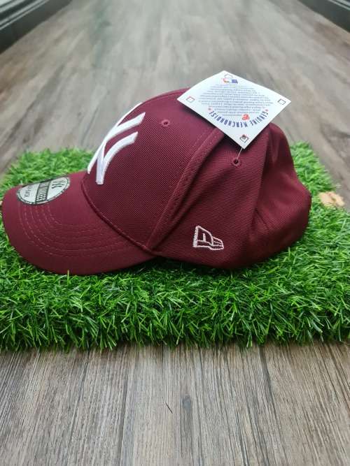 NEW BRANDED NEW ERA CAP (SEE DESCRIPTION)