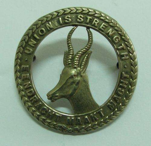 SADF UNION IS STRENGTH CAP BADGE