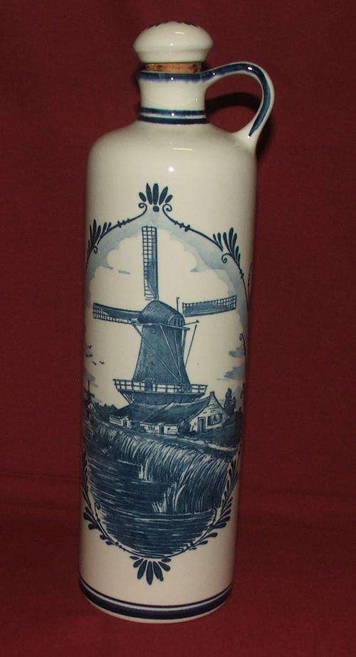 Delft Bolls Decanter - Size: 28cm