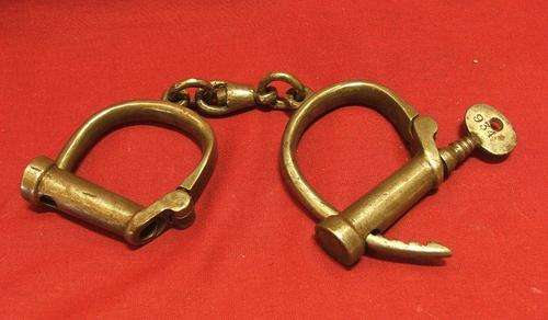 Old SAP Hand Cuffs with Key - Note Condition