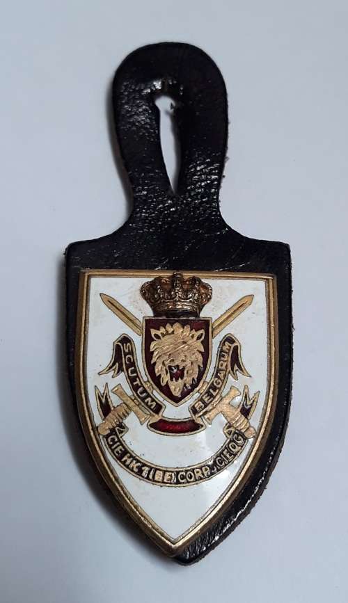 Belgian Army HQ1 (BE) Corps Fob Badge              A32