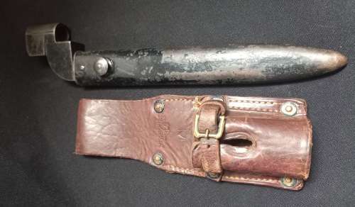 WW2  M49 Bayonette With Scabbard and Frog
