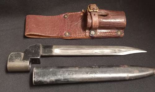 WW2  M49 Bayonette With Scabbard and Frog