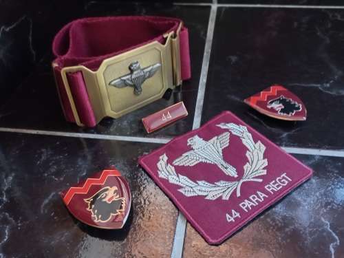 44 PARACHUTE BATTALION Stable Belt And Insignia  ` One Bid For The Lot `