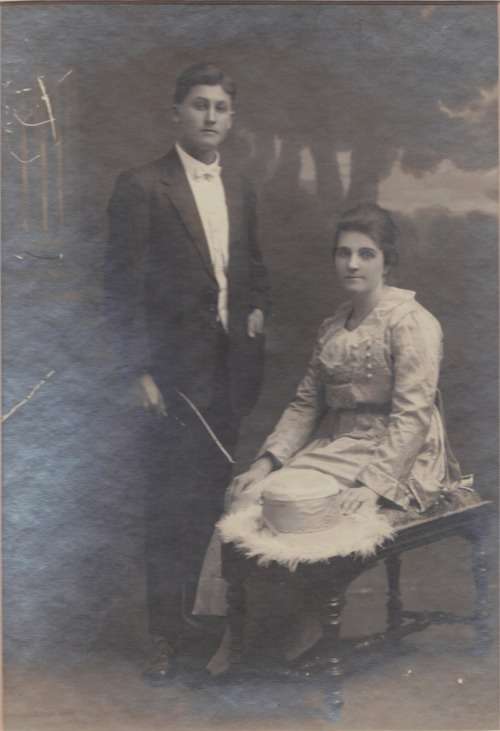 Father & Grandson Medals - DTD,ABO, Troue Diens 10Years-Grandson General Service Medal + Miniature