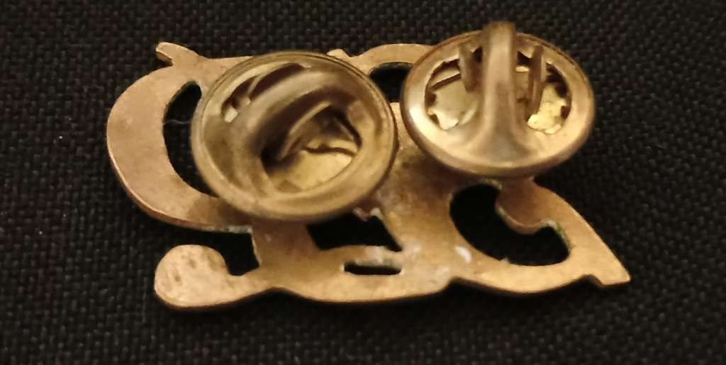 SOUTH AFRICAN STATE PRESIDENT GUARD SHOULDER TITLE  ` BRASS `           V38