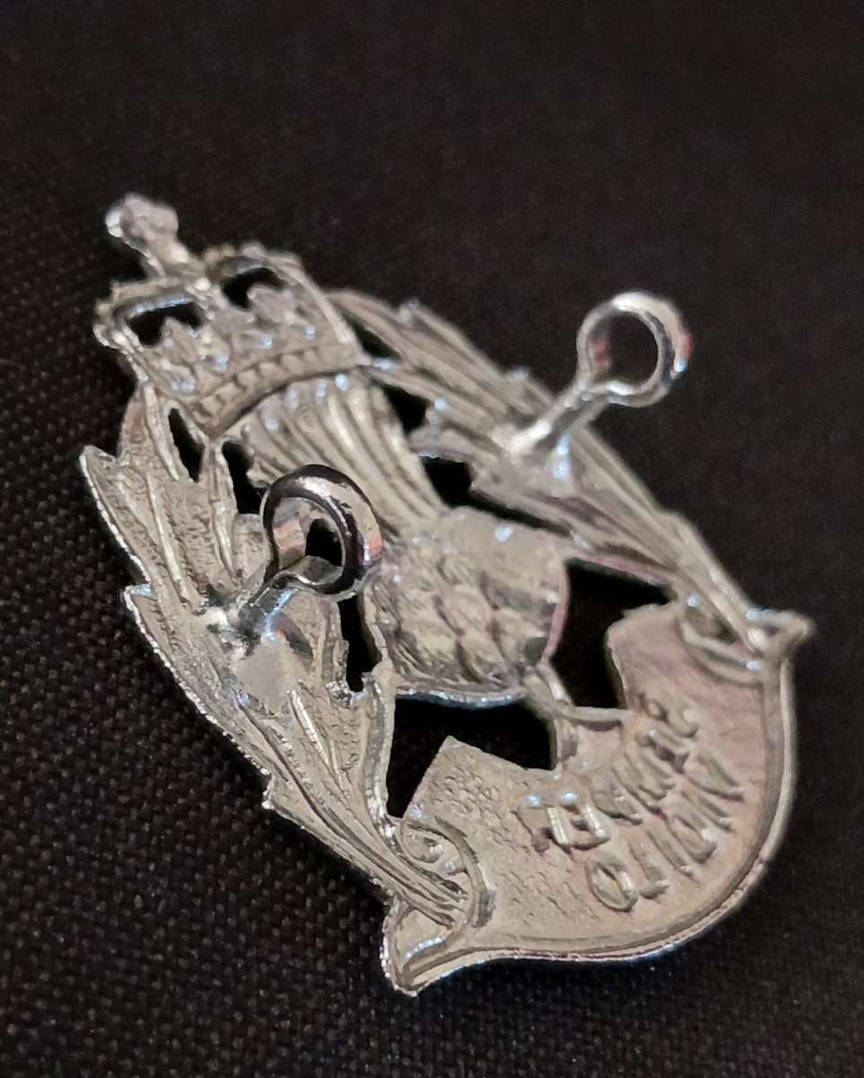 SCOTTISH POLICE SEMPER VIGILO CAP BADGES QUEENS CROWN               C39