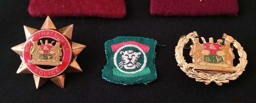BOPHUTHATSWANA POLICE INSIGNIA                  S15