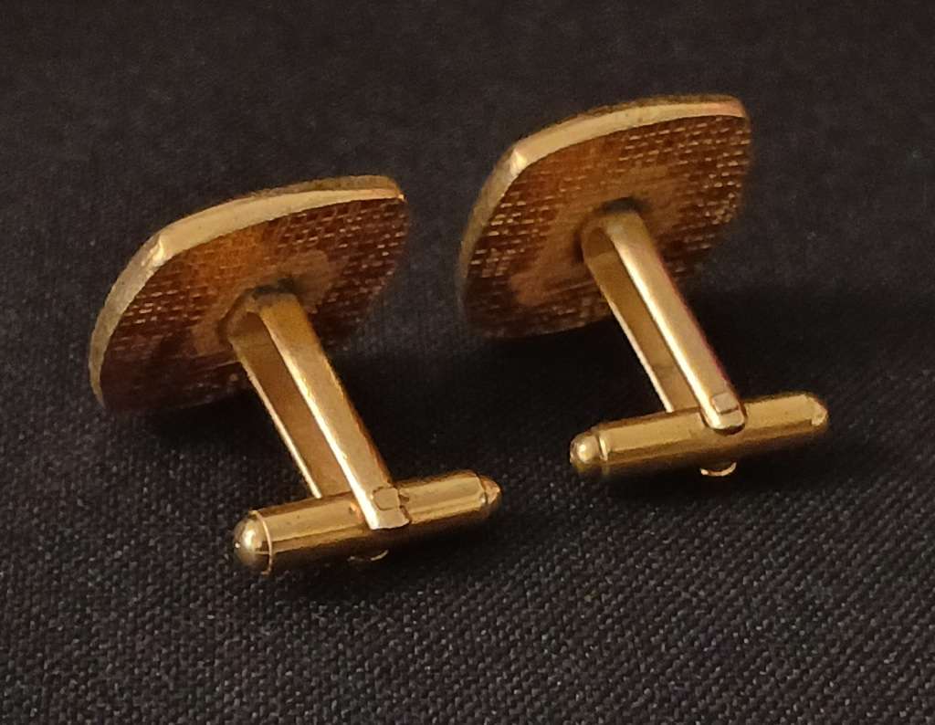 Old SA Police 75th Anniversary Insignia Cufflinks                          R53