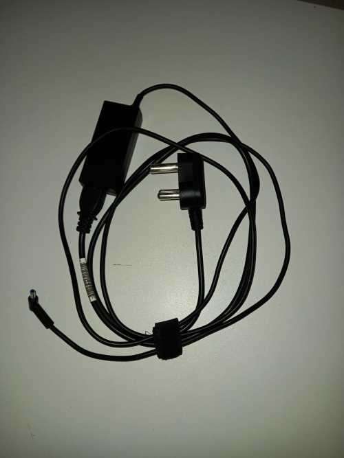 Hp laptop 15- ra 011 ni