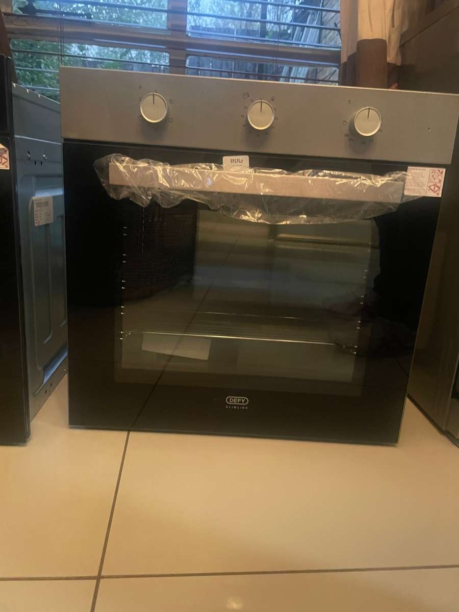 Defy Slimeline Multifuction Oven