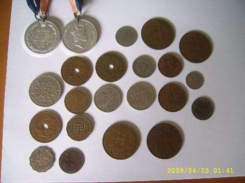 **  VALUABLE COLLECTION OF COINS ** Take a L@@k