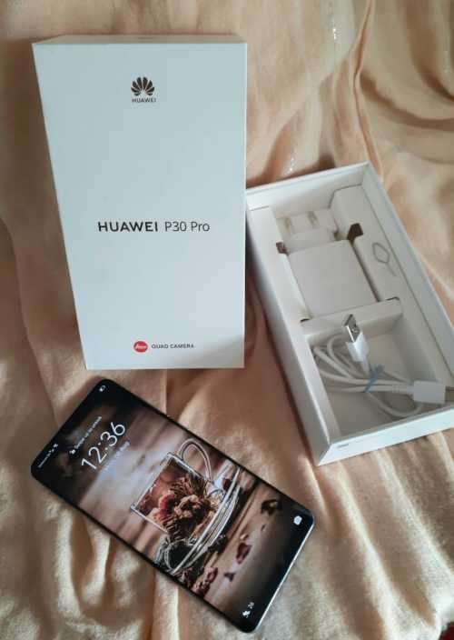 Huawei P30 Pro - LIKE NEW Excellent Condition